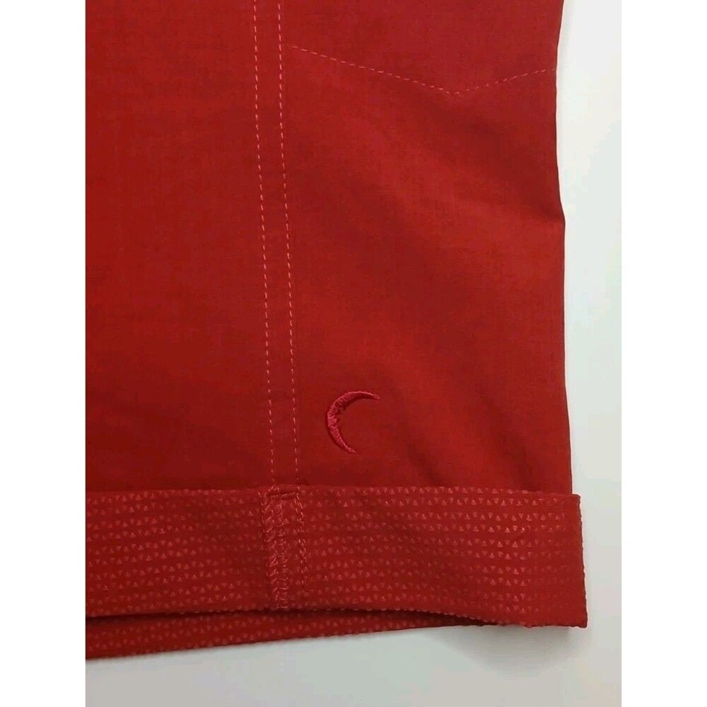ZYIA Active Women’s Size M Shorts 6" Red Cuffed 6 Pockets Adjustable Waist NWT - Picture 4 of 12